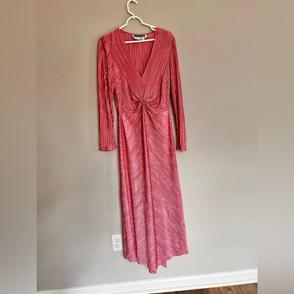 NWOT Rotate Birger Christensen Number 7 Pleat Dress In Bridal Rose Size Small - Picture 4 of 10